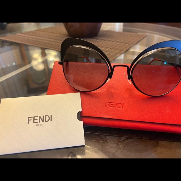 Fendi Women’s Sunglasses Cat-eye